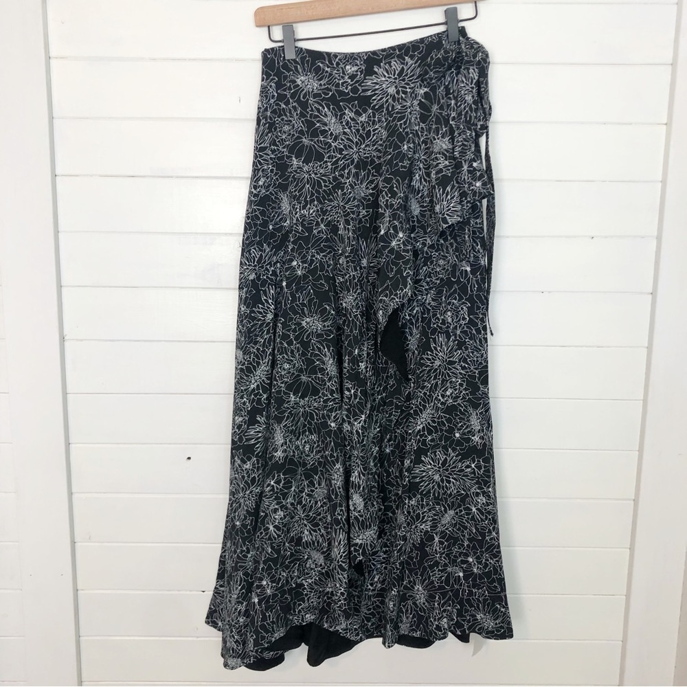 Amur Knox Wrap Floral Skirt Ruffle Black White - Picture 4 of 10